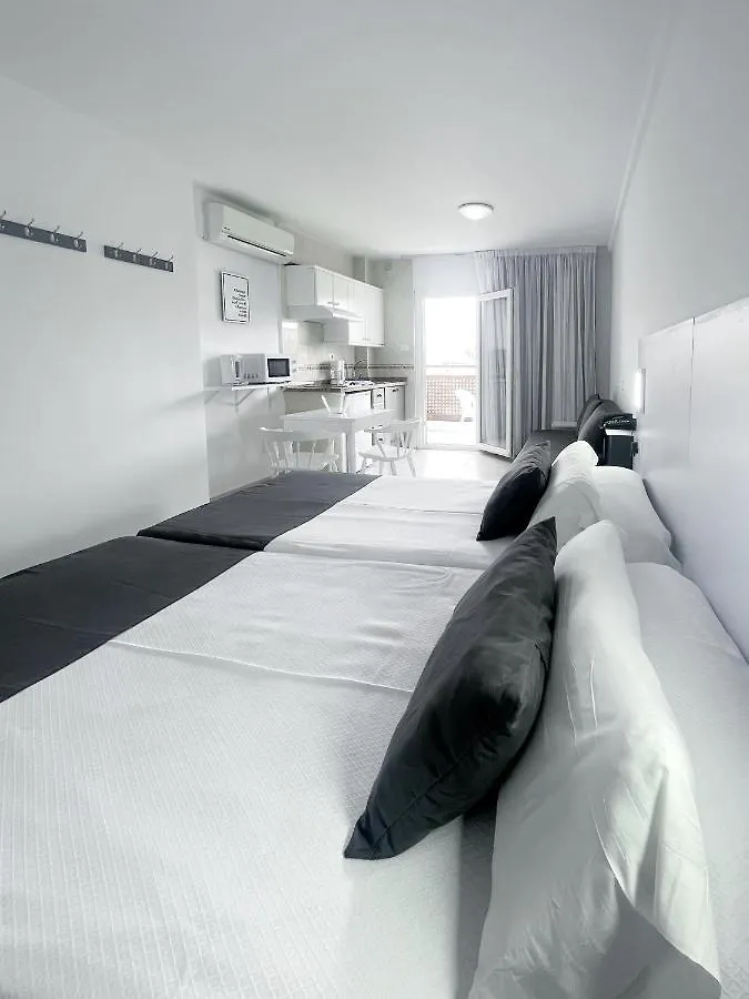 Apartamentos Pez Azul Puerto de la Cruz  Apart-hotel Puerto de la Cruz (Tenerife)